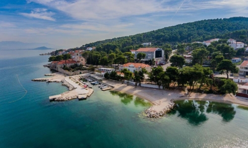 Hotel Sveti Kriz, karpaten.ro