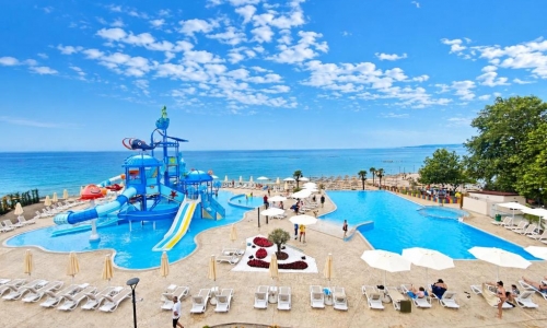Royal Bay Resort & Aqua Park, karpaten.ro