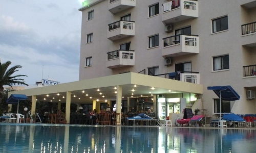 Livas Hotel Apartments, karpaten.ro